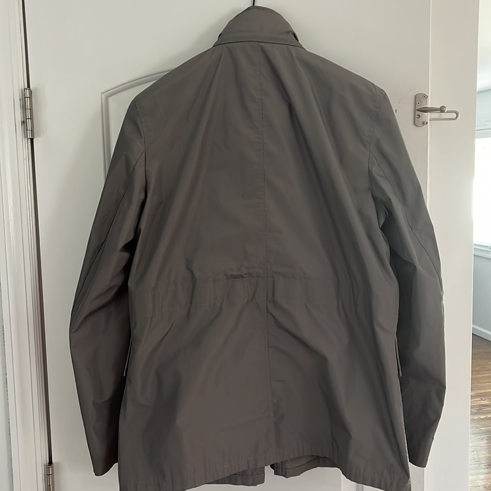 Burberry mens raincoat - Picture 11 of 11